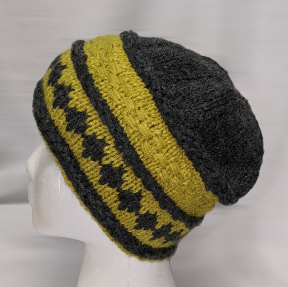 Diamond Pattern Winter Hat Gray and Green pull on diamond pattern